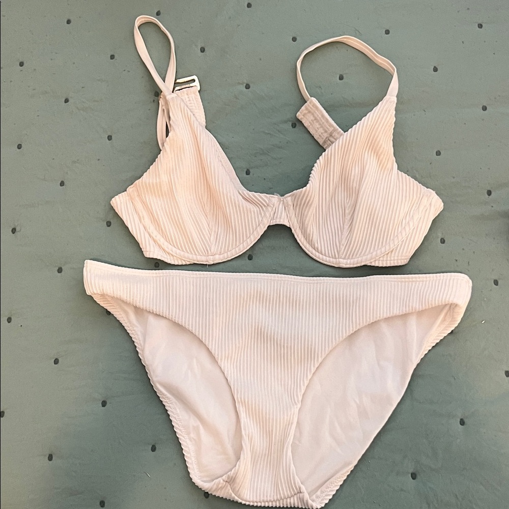 Hollister White Ribbed Underwire Bikini Set